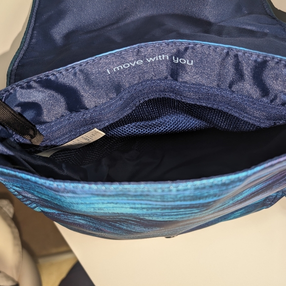 Ivivva by Lululemon Crossbody bag - Picture 4 of 5